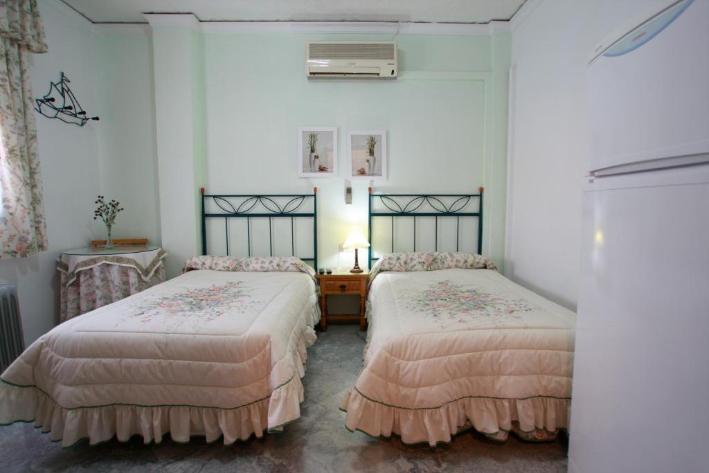 Hostal Jimenez Azuaga Ruang foto